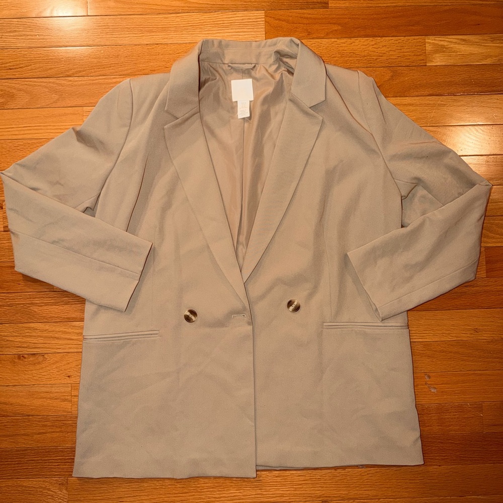 H&M double breasted oversized women’s Beige blazer  Size M #officesiren #work